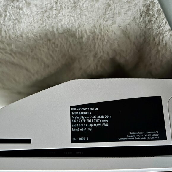 HP 24-dd0010 23'8" (256GB SSD, AMD Athlon 3050U, 2.3GHz, 8GB RAM) All-in-One PC - Picture 4 of 7